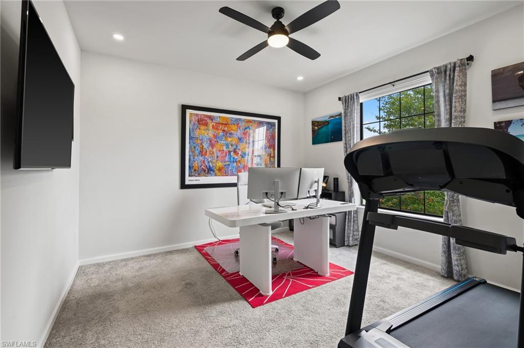 HAMPTON LAKES - Residential
