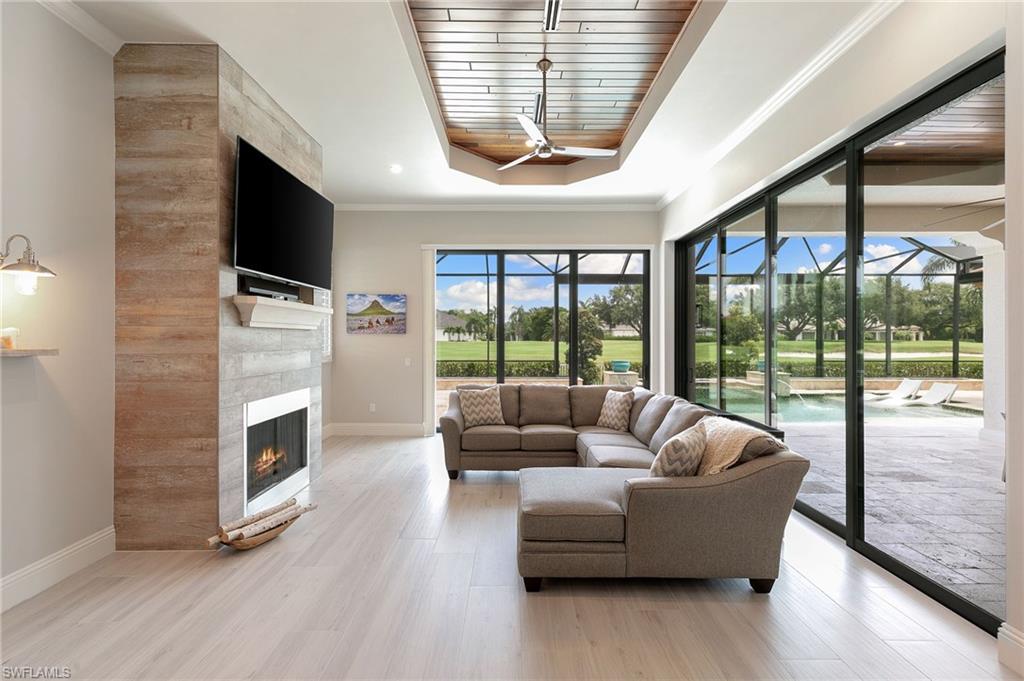 QUAIL WEST - Residential