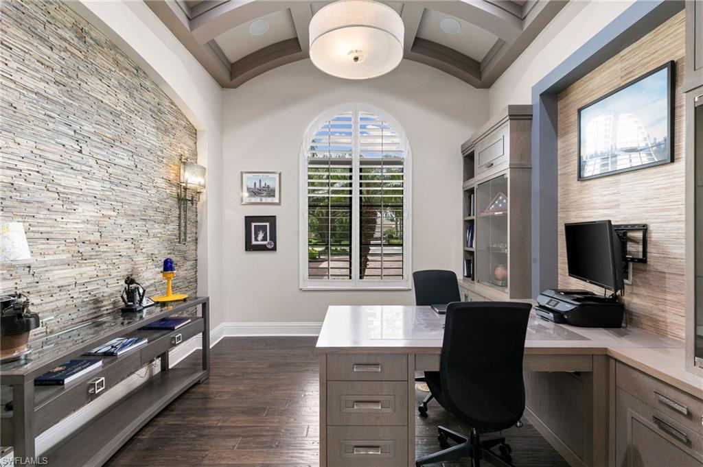 QUAIL WEST - Residential