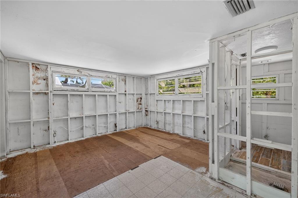 CAPTIVA BEACH - Residential
