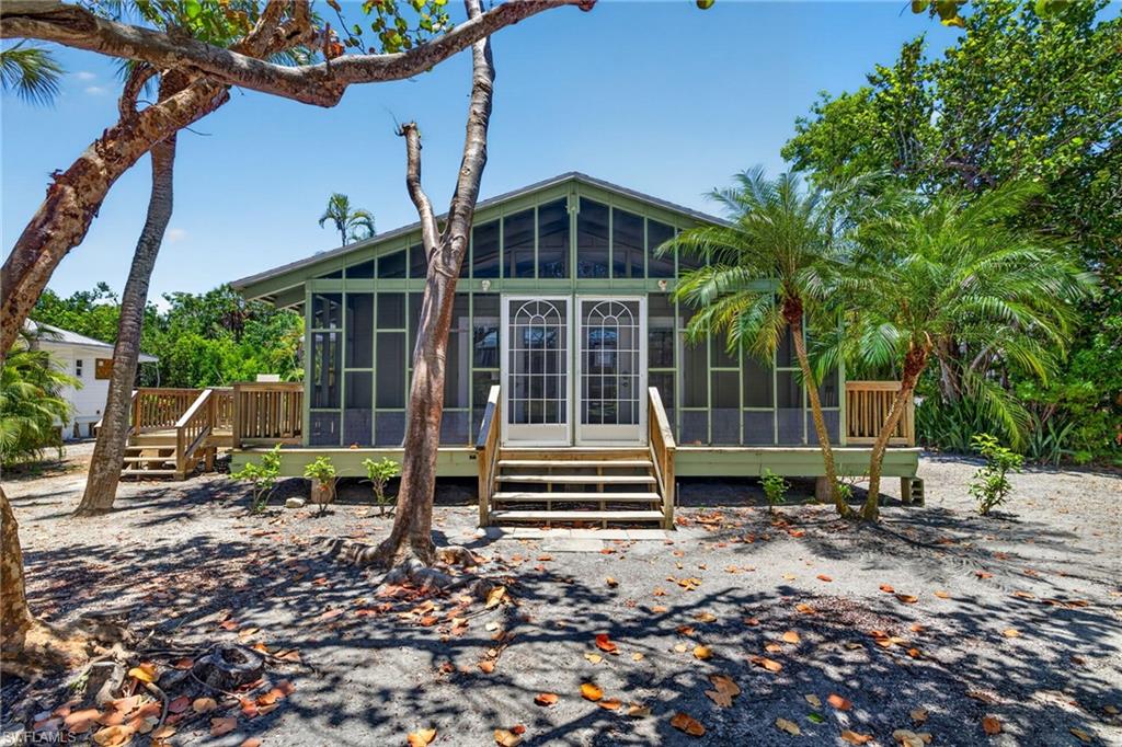 CAPTIVA BEACH - Residential