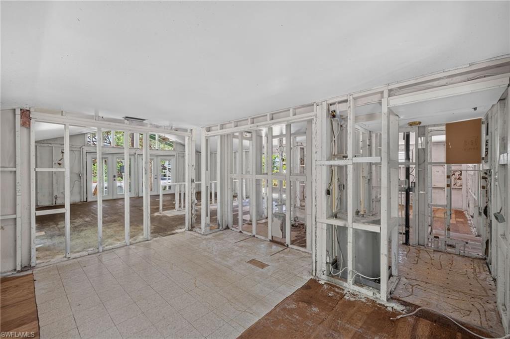 CAPTIVA BEACH - Residential