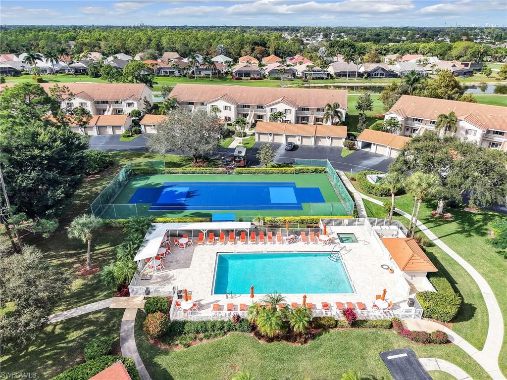 LAUREL GREENS - Residential