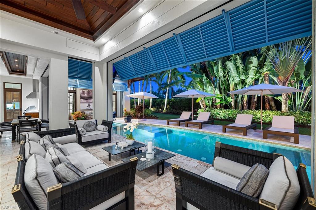 MOORINGS - Residential