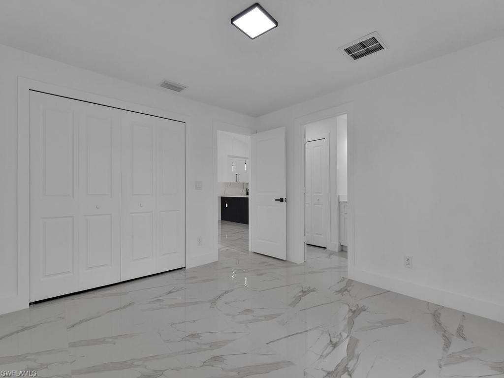LEHIGH ESTATES - Residential Income