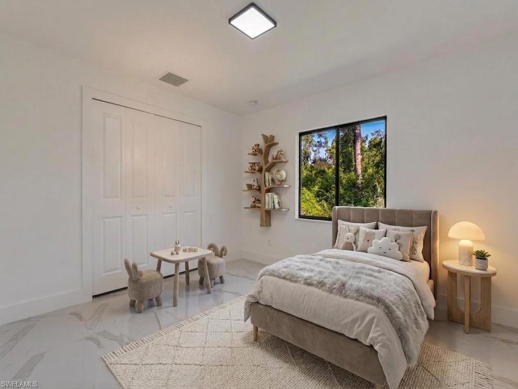 LEHIGH ESTATES - Residential Income