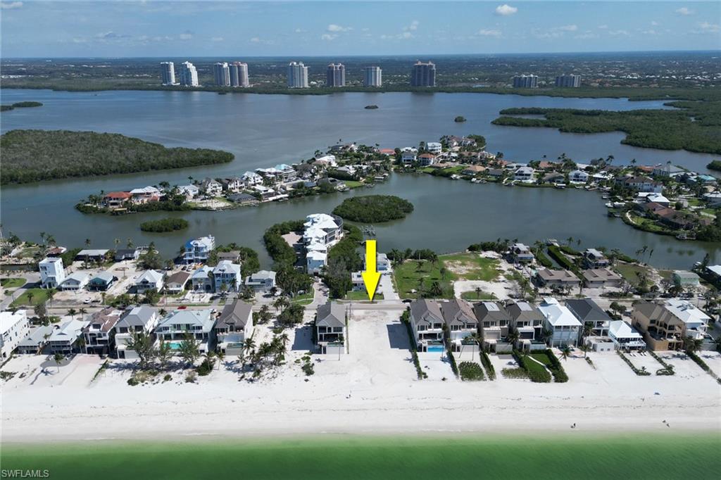 BONITA BEACH - Land