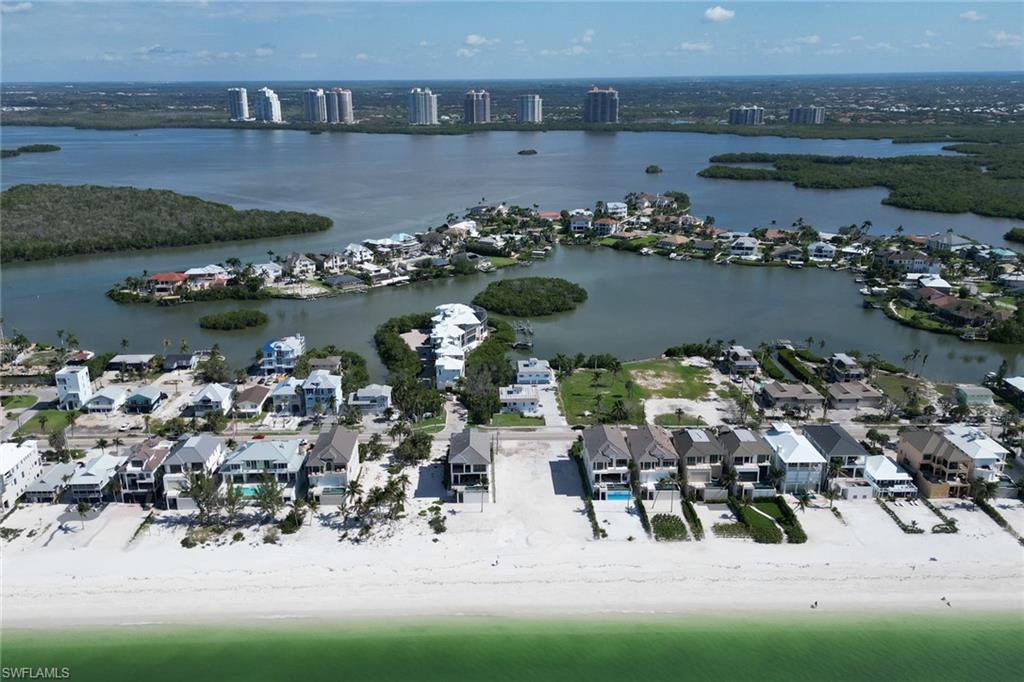 BONITA BEACH - Land