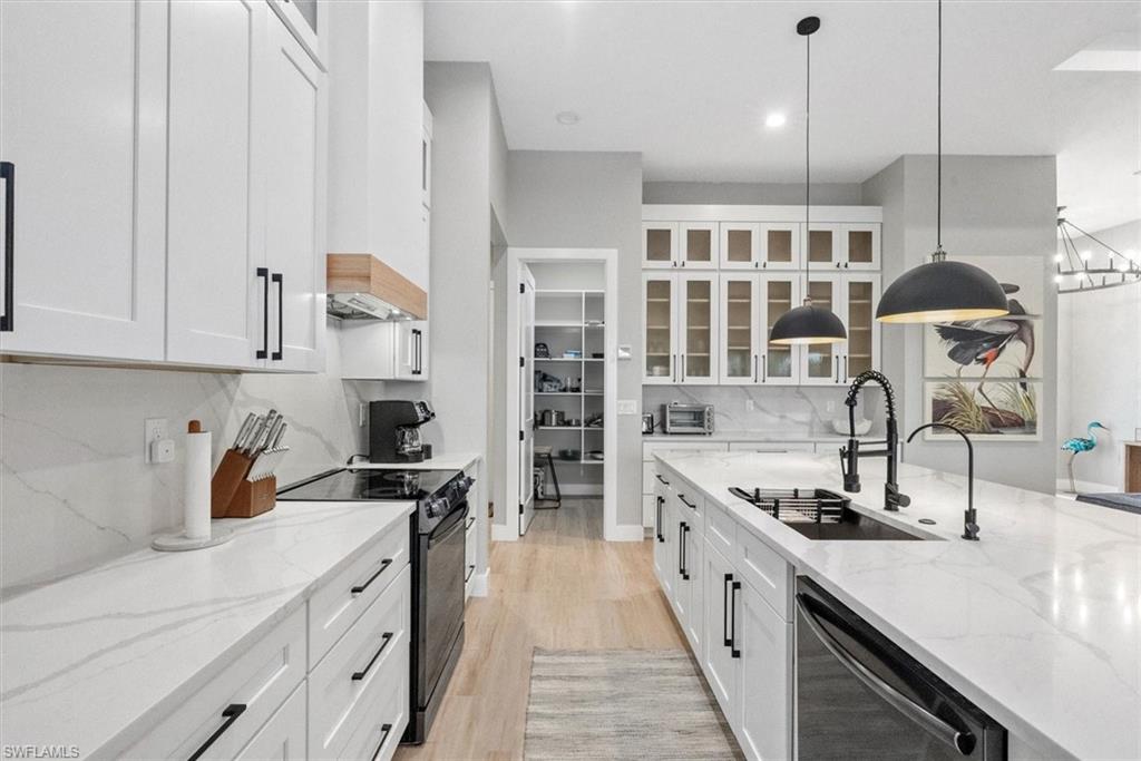 SOUTH GULF COVE - Residential