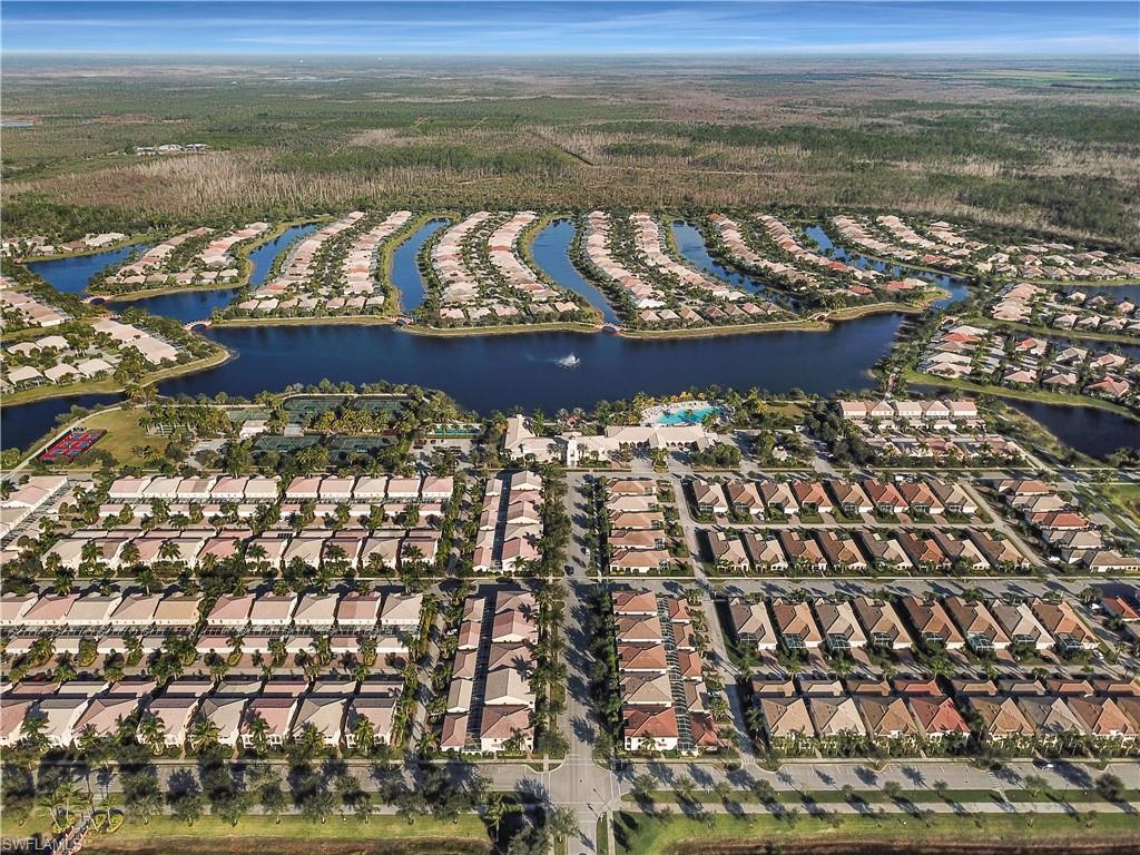 VILLAGE WALK - Residential