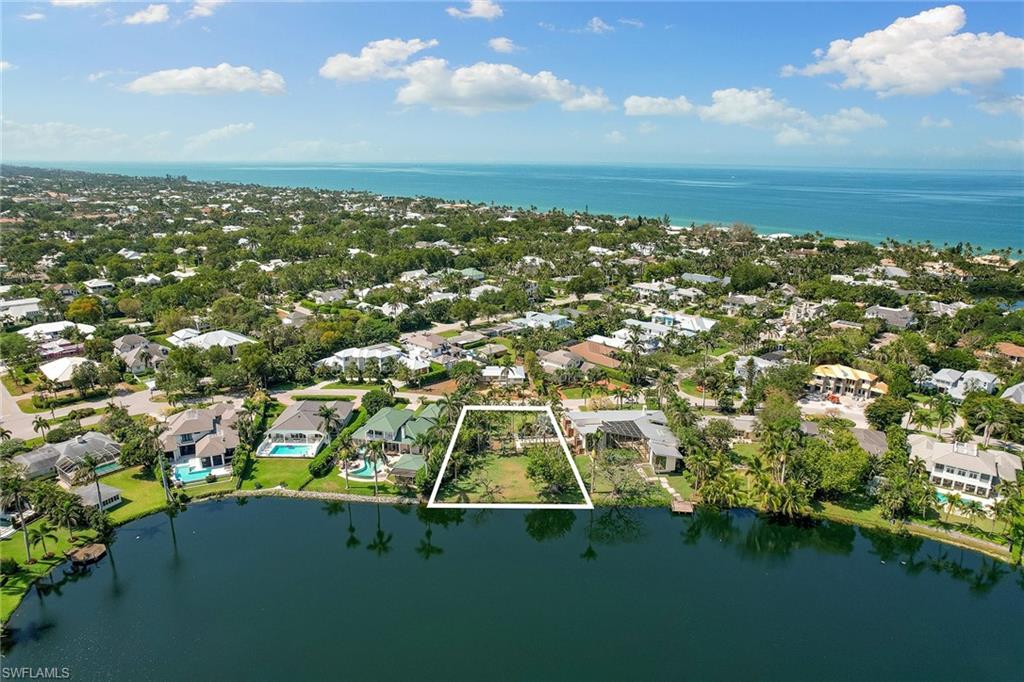 RIDGE LAKE - Land
