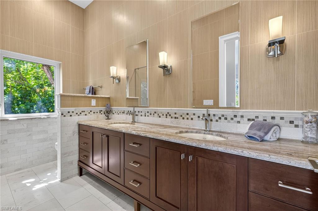 SOUTH CAPERS - Residential