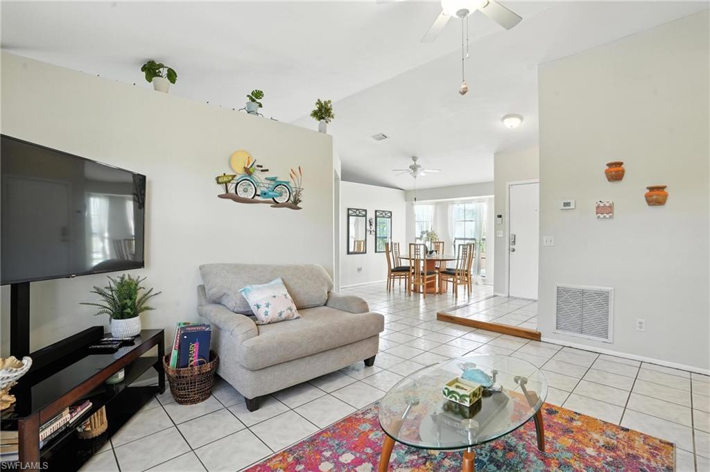 CAPE CORAL - Residential Lease