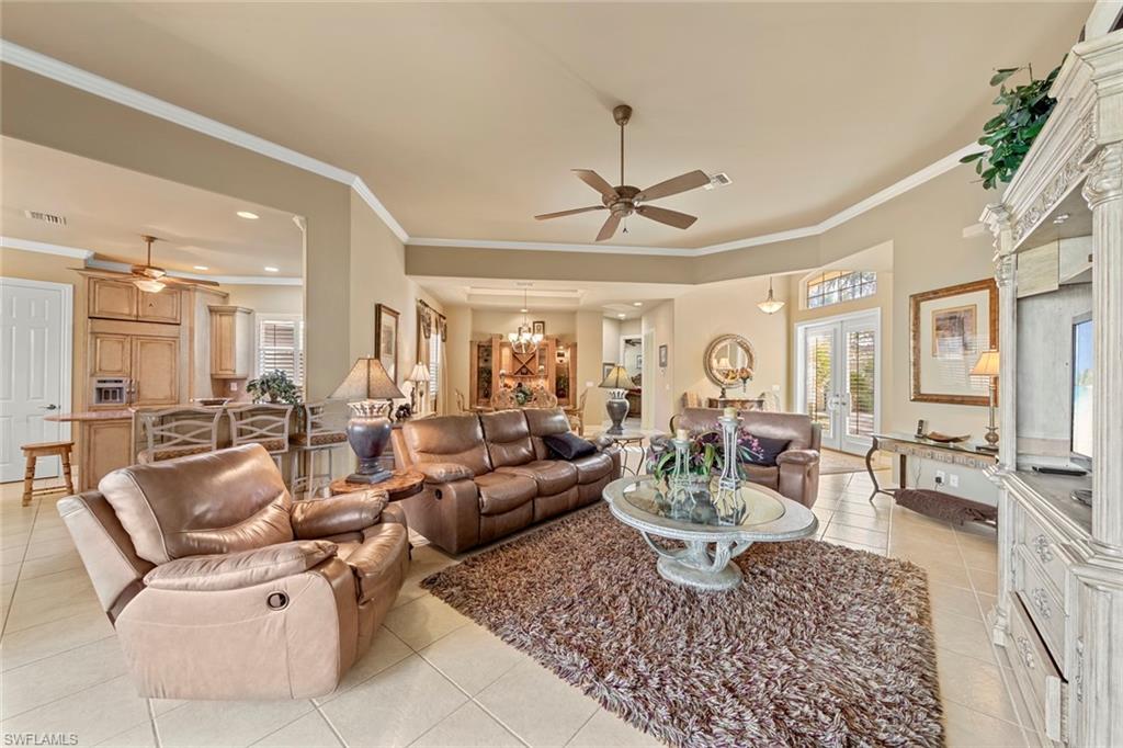 VILLA GRANDE - Residential