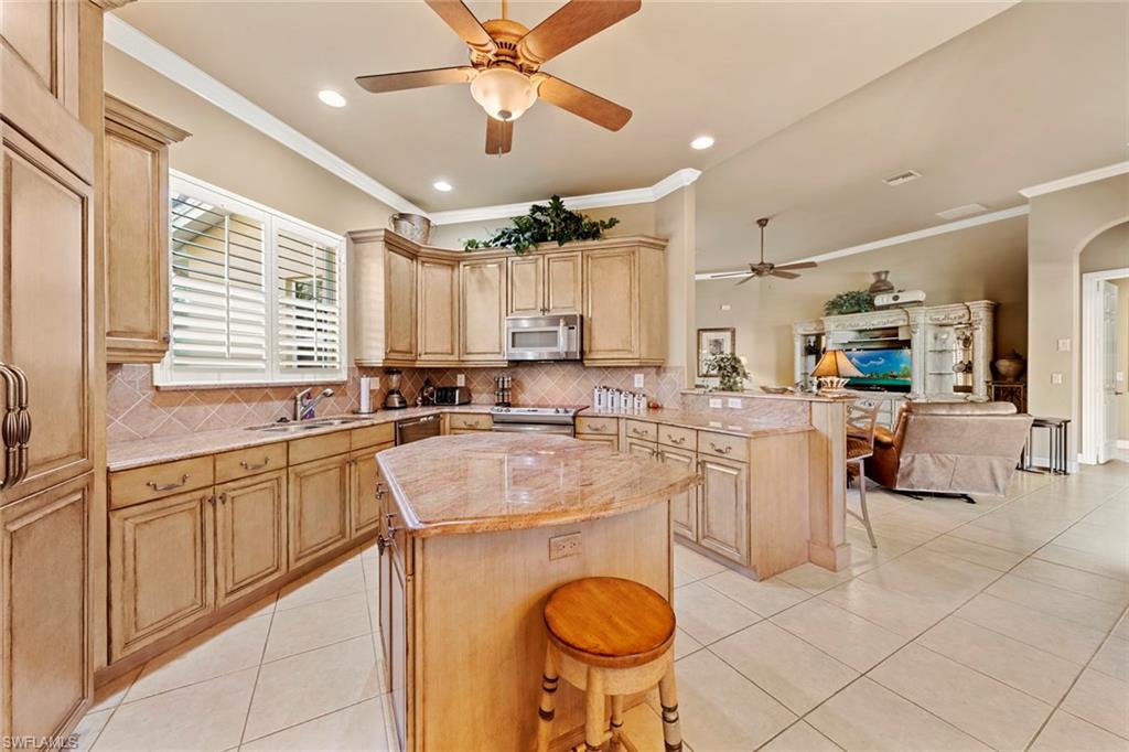 VILLA GRANDE - Residential