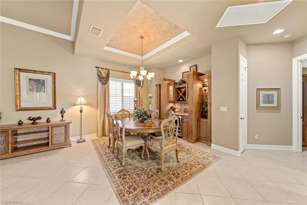 VILLA GRANDE - Residential