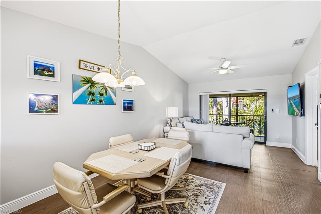 COURT OF PALMS - Residential