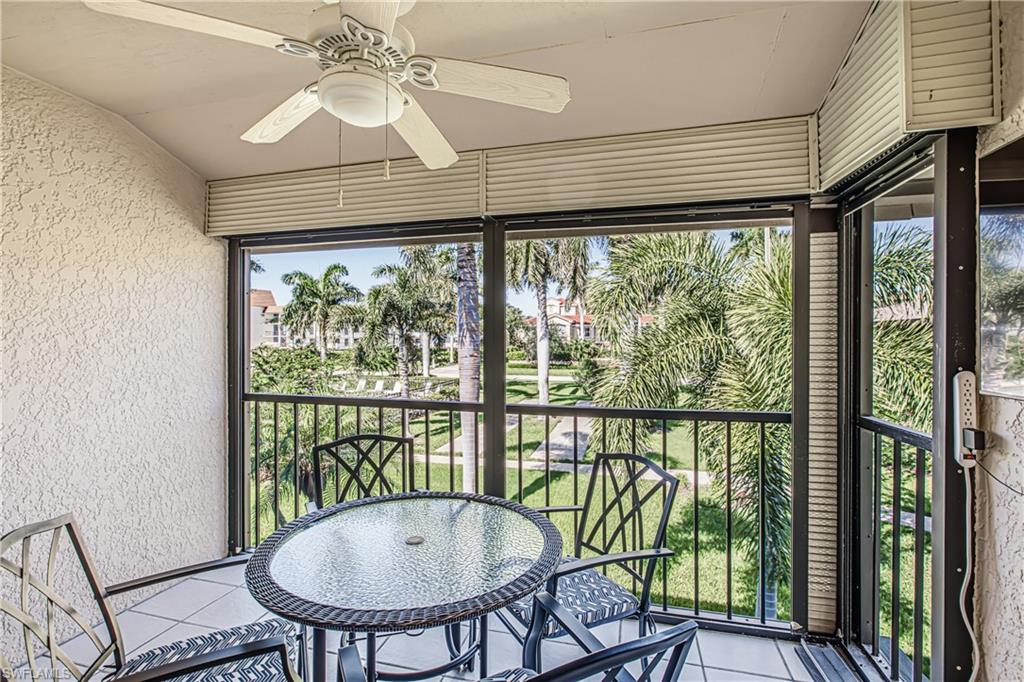 COURT OF PALMS - Residential