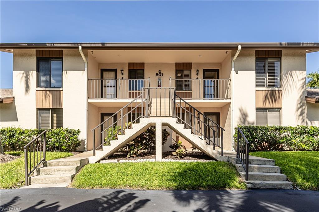 COURT OF PALMS - Residential
