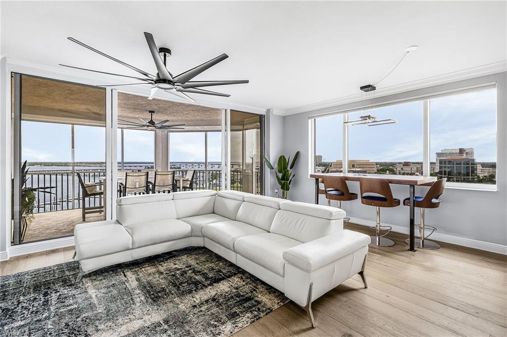 HIGH POINT PLACE - Residential