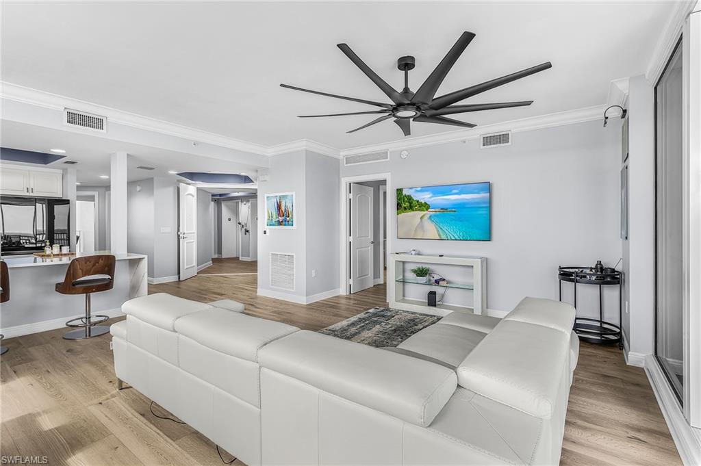 HIGH POINT PLACE - Residential