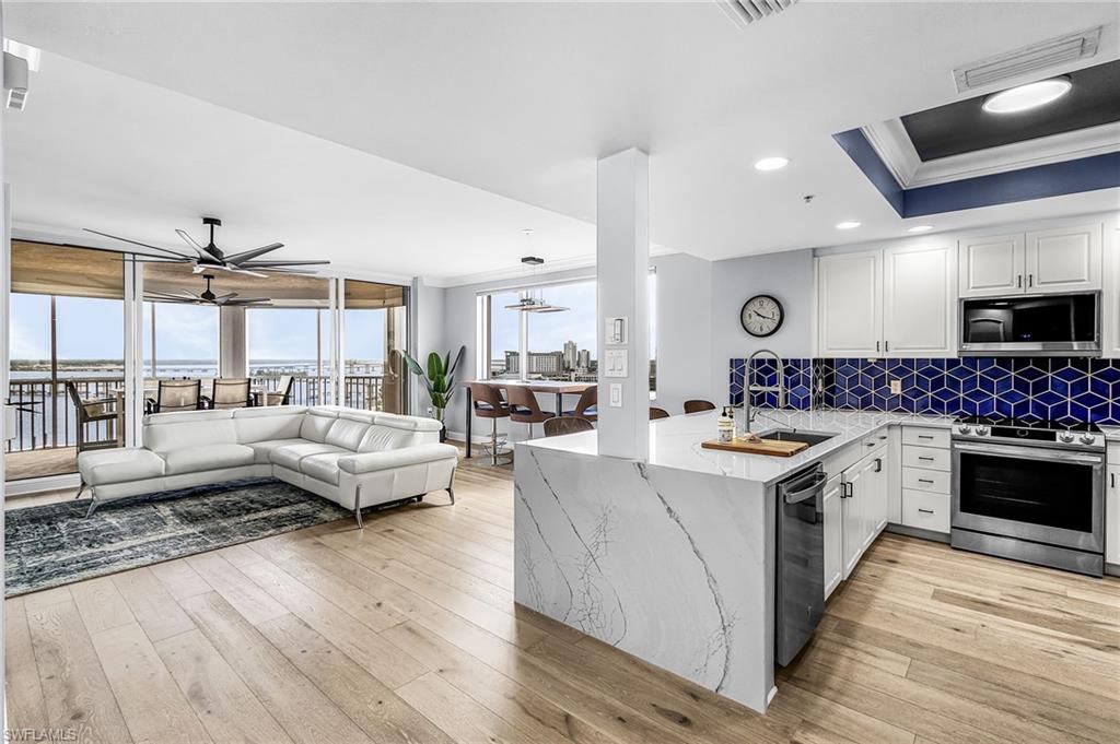 HIGH POINT PLACE - Residential