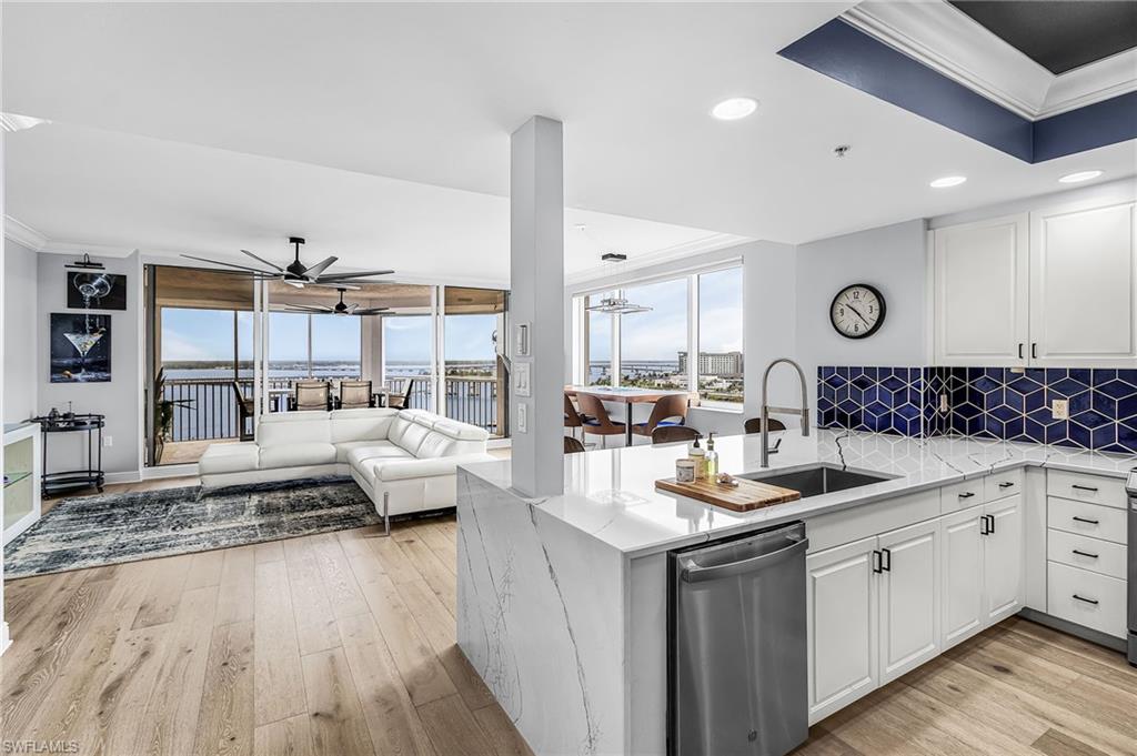 HIGH POINT PLACE - Residential