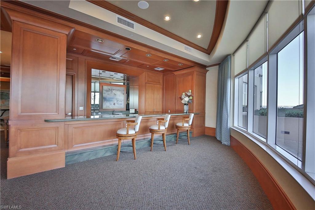 HIGH POINT PLACE - Residential