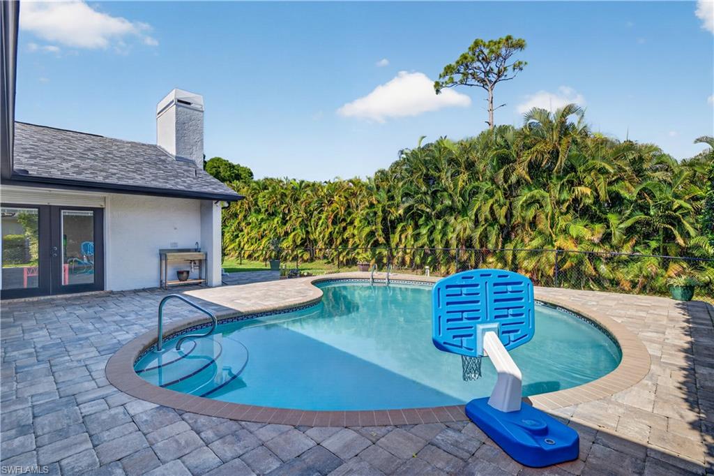 MCGREGOR PINES - Residential