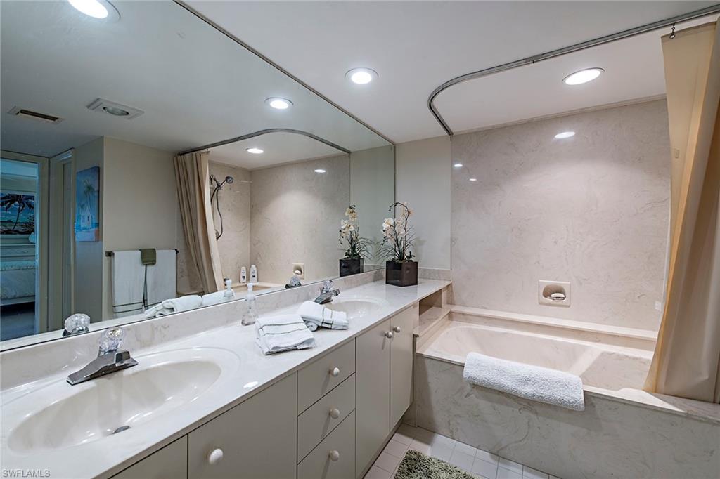 PARK SHORE LANDINGS - Residential