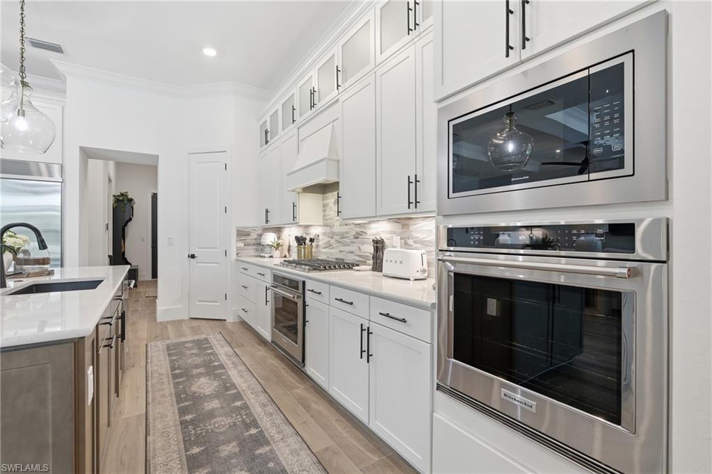 CORKSCREW ESTATES - Residential