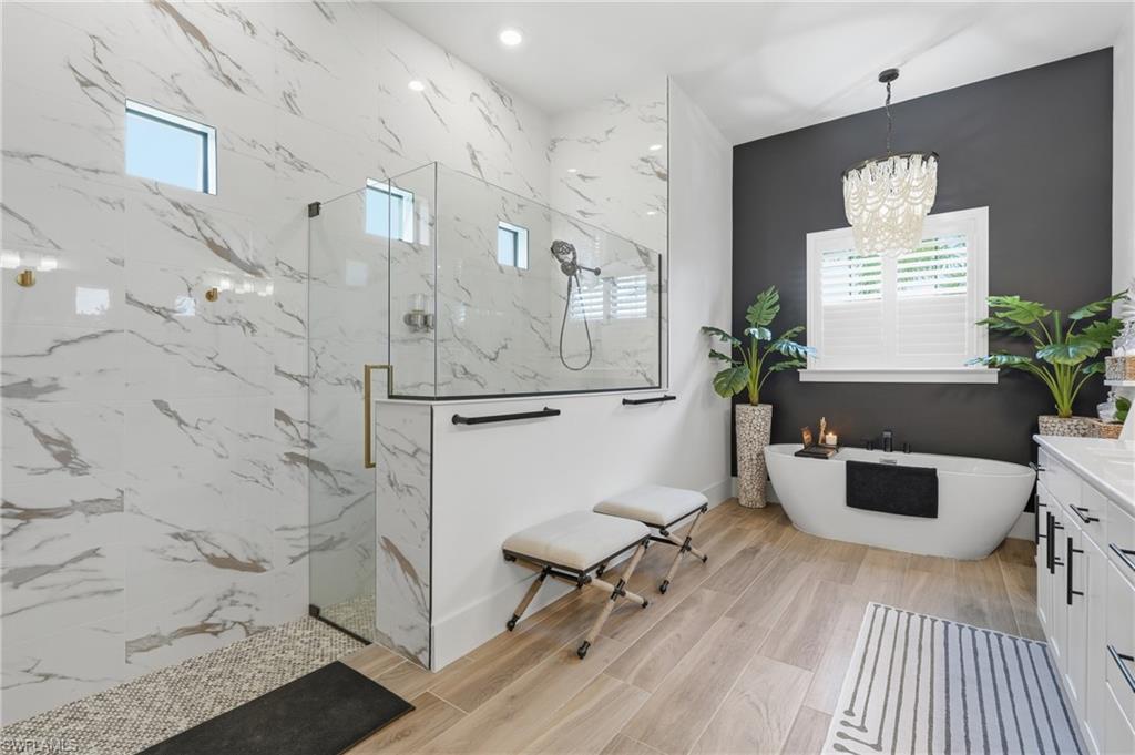 CORKSCREW ESTATES - Residential
