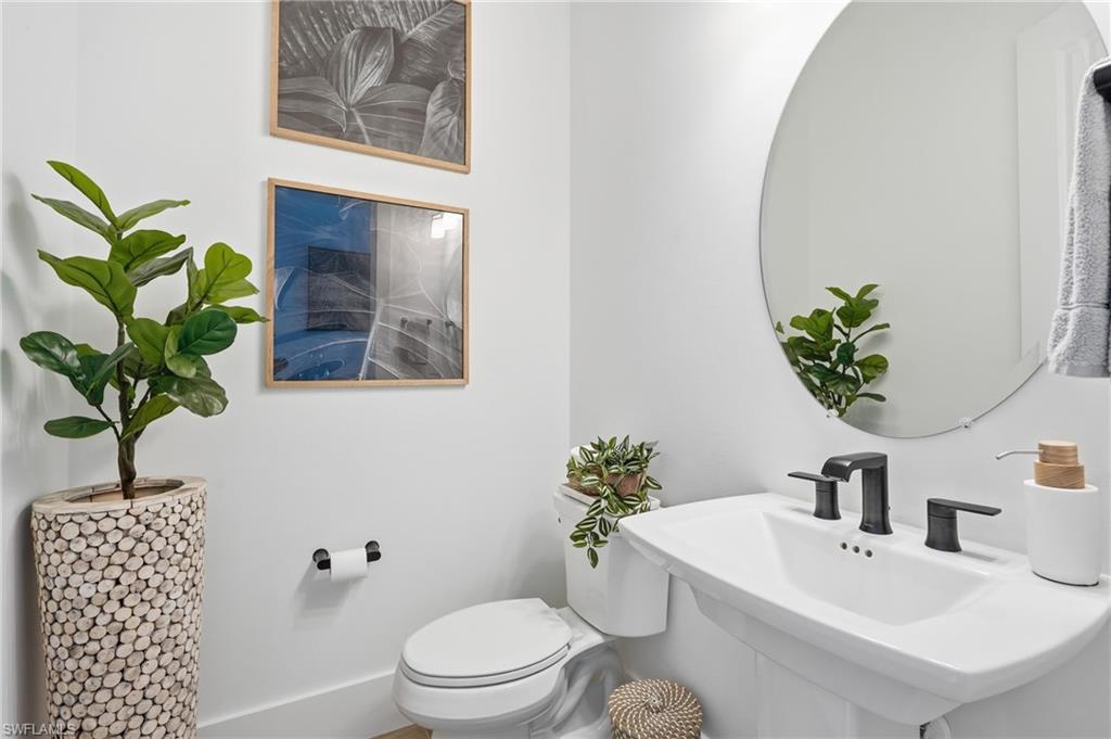 CORKSCREW ESTATES - Residential