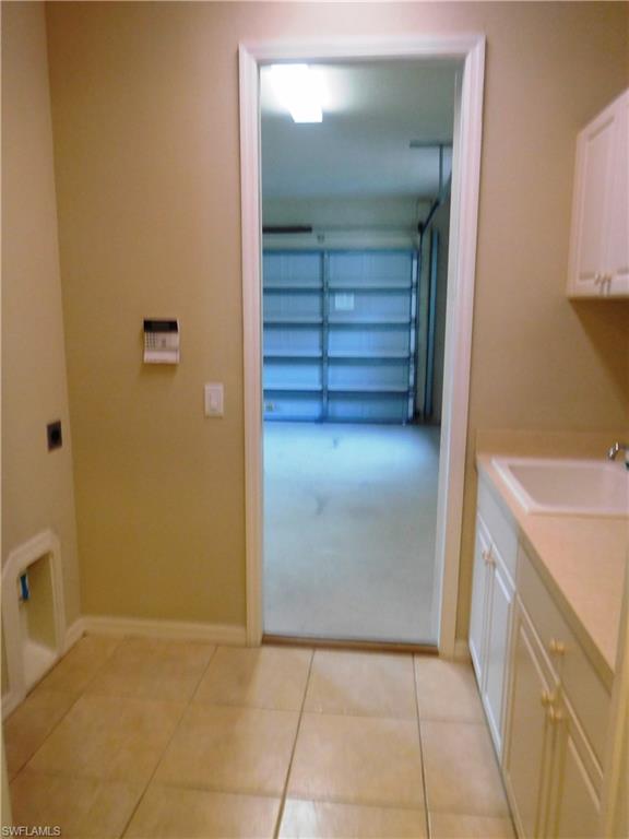 LONGSHORE LAKE - Residential