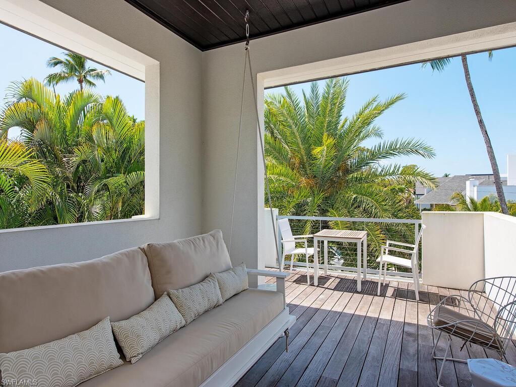 OLDE NAPLES - Residential