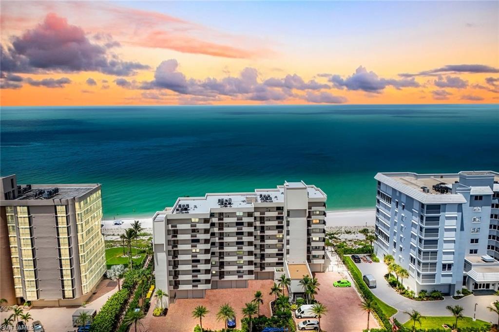 VILLAS OF VANDERBILT BEACH - Residential