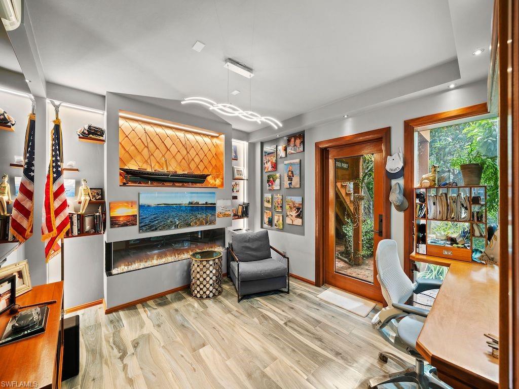 OLDE NAPLES - Residential