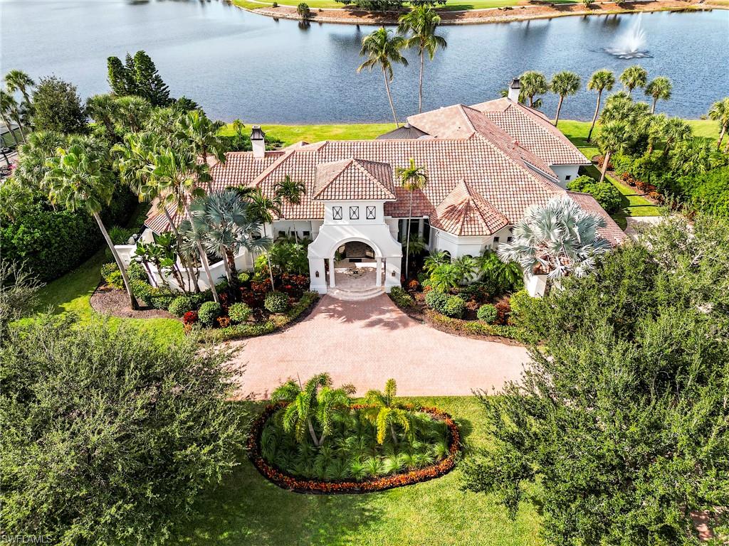 TWIN EAGLES - Residential