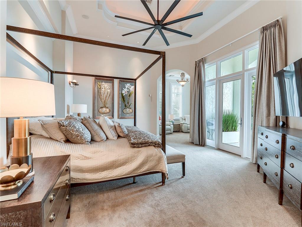 TWIN EAGLES - Residential