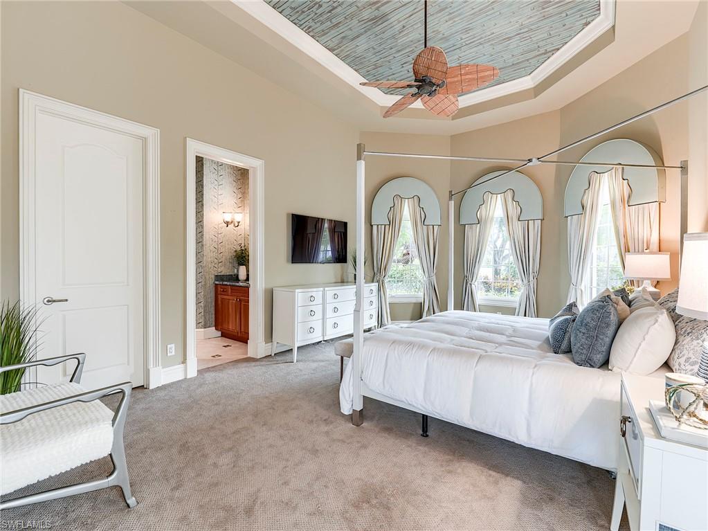 TWIN EAGLES - Residential