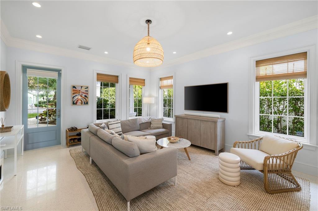 OLDE NAPLES - Residential