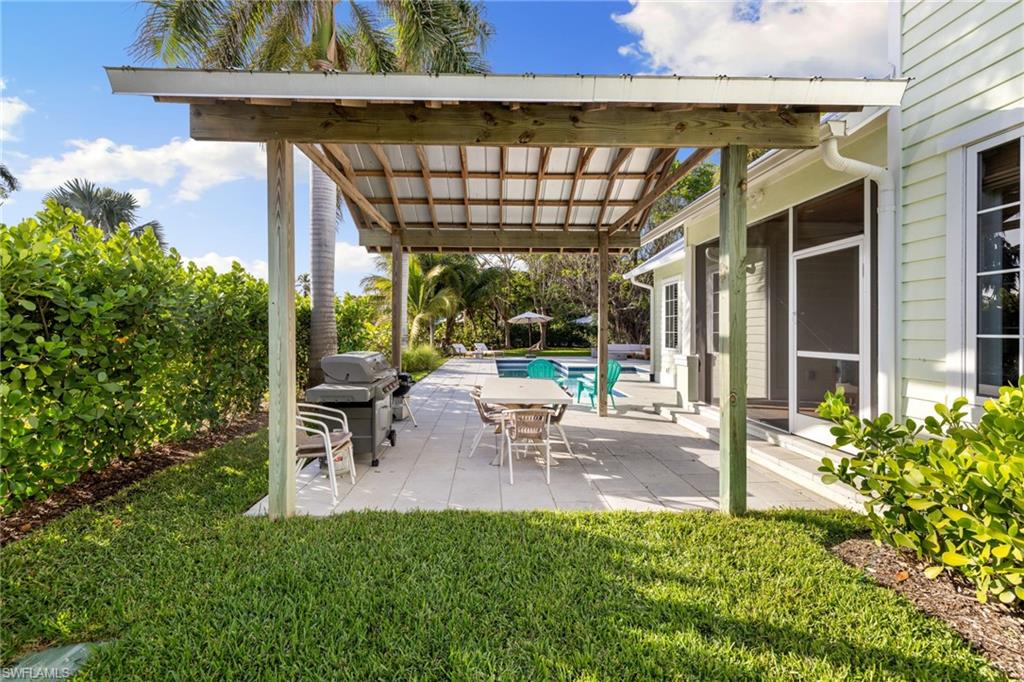 OLDE NAPLES - Residential