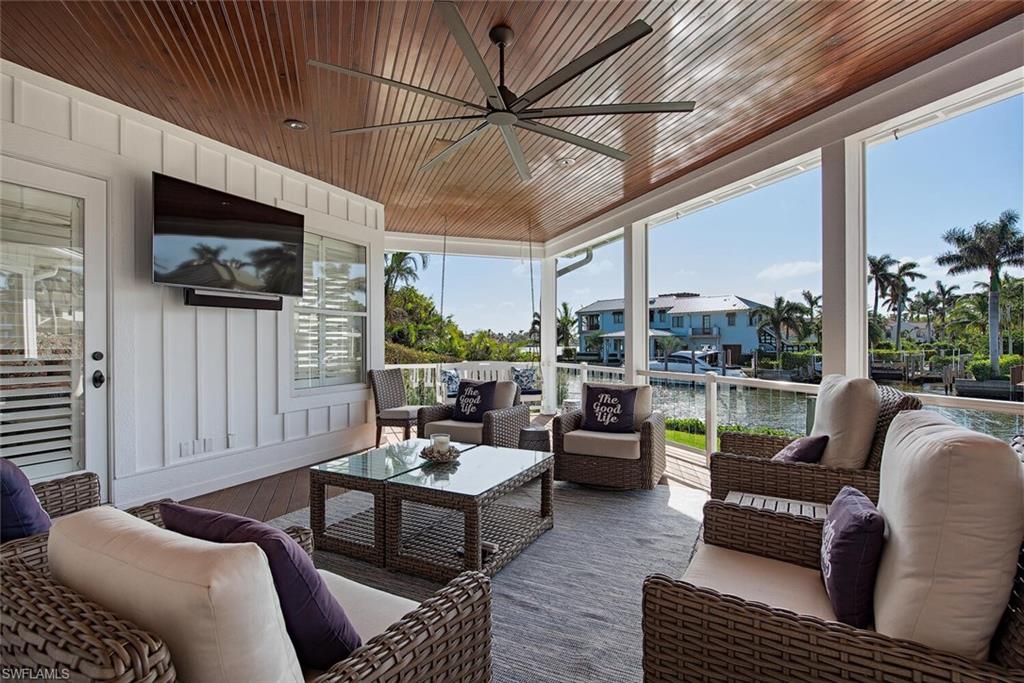 AQUALANE SHORES - Residential