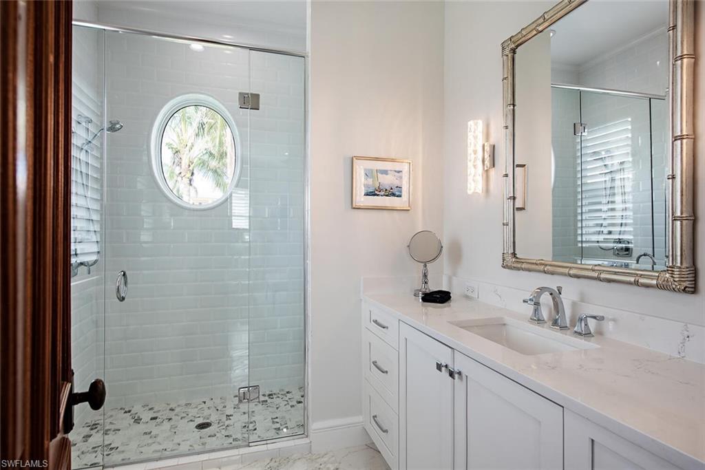 AQUALANE SHORES - Residential