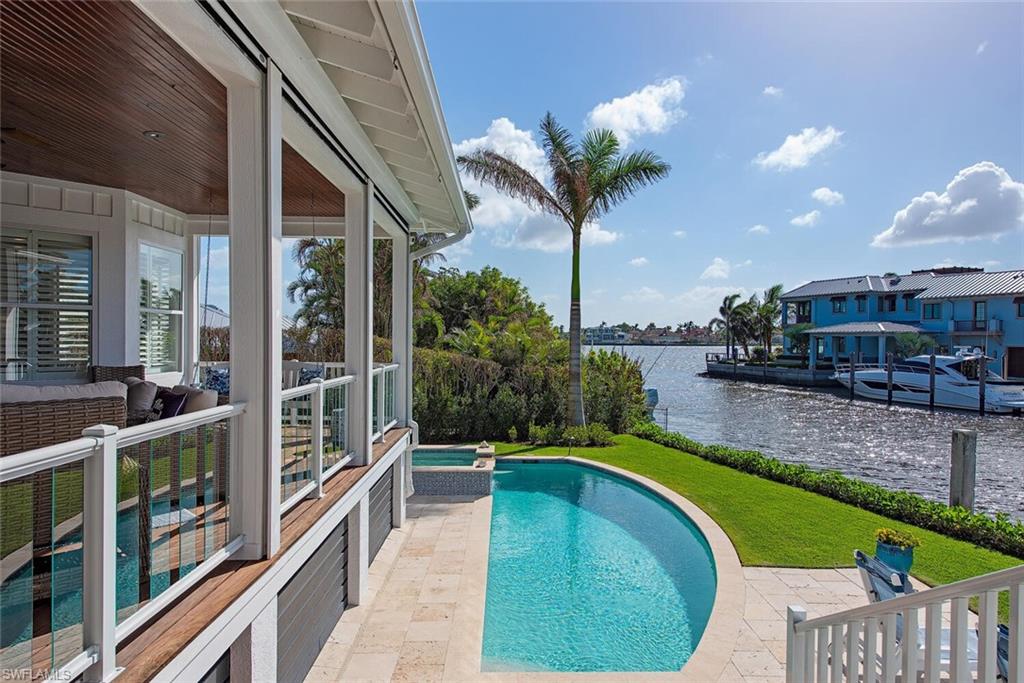 AQUALANE SHORES - Residential