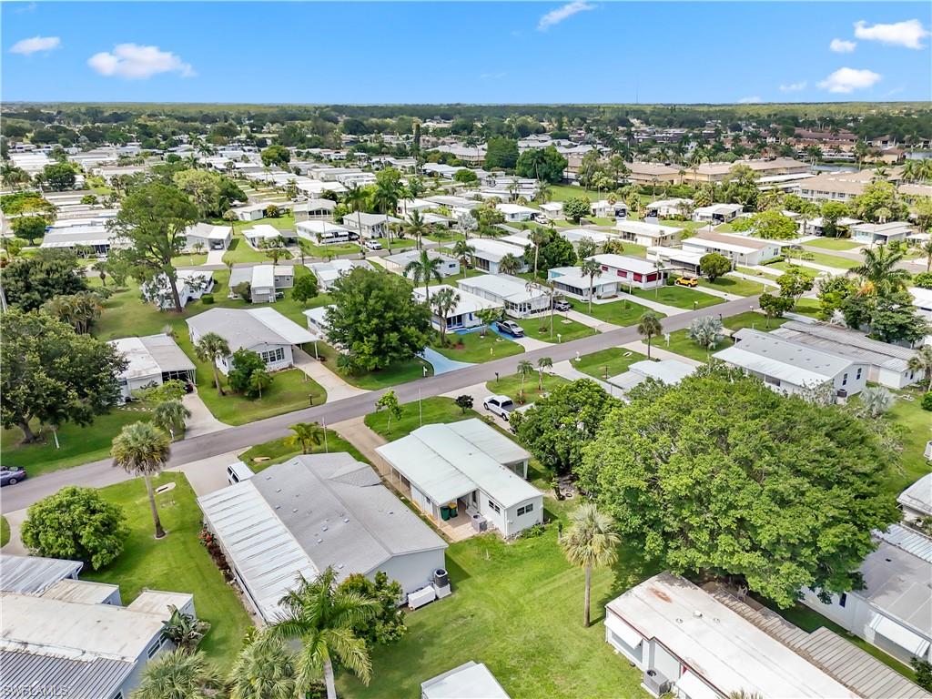 RIVIERA COLONY - Residential