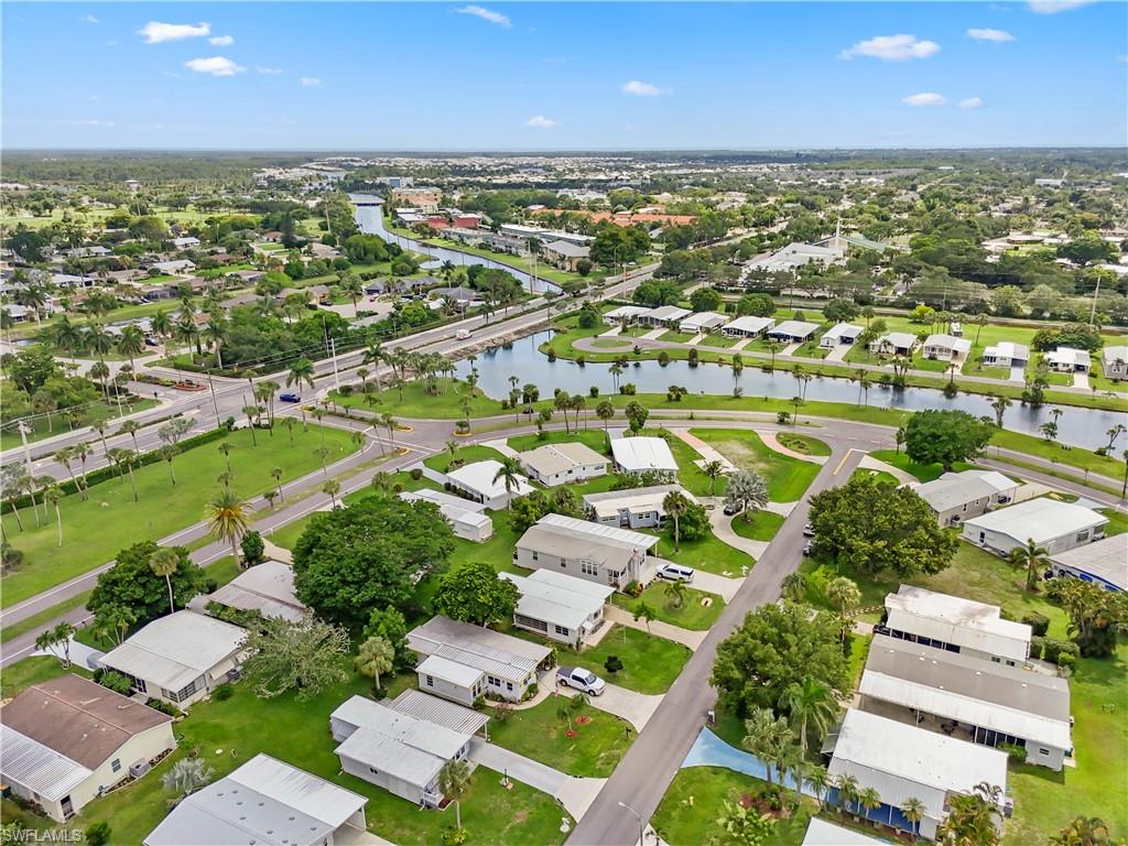 RIVIERA COLONY - Residential
