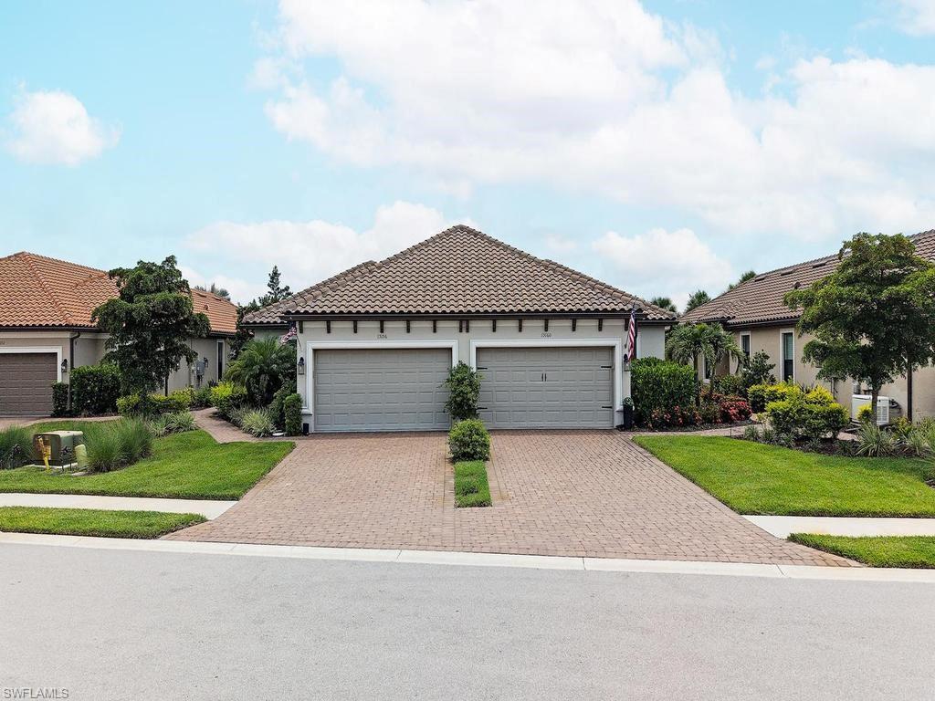ESPLANADE BY THE ISLANDS - Residential