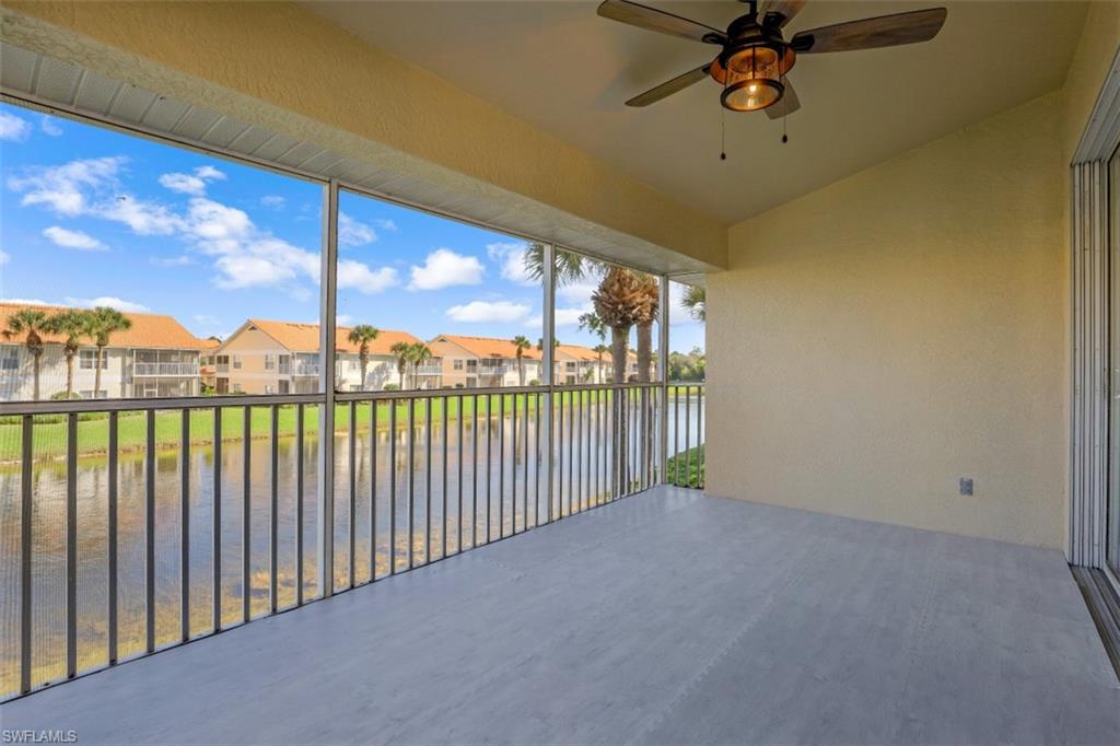 CARLTON LAKES - Residential