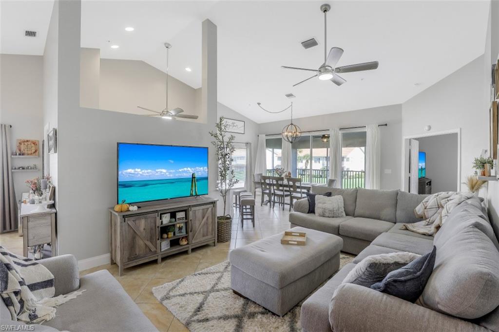 CARLTON LAKES - Residential